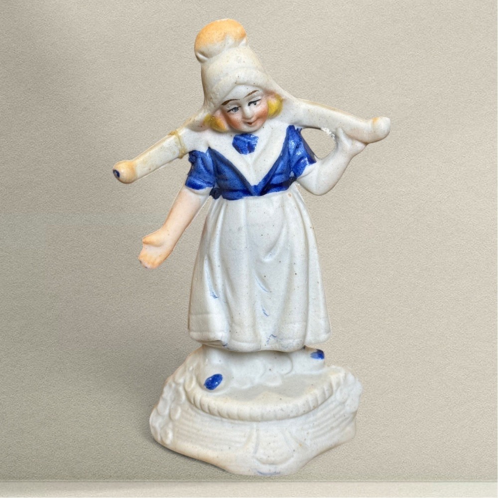 Vintage 1940s Made in Japan Bisque Figurine – Dutch Girl‎ with Yoke READ